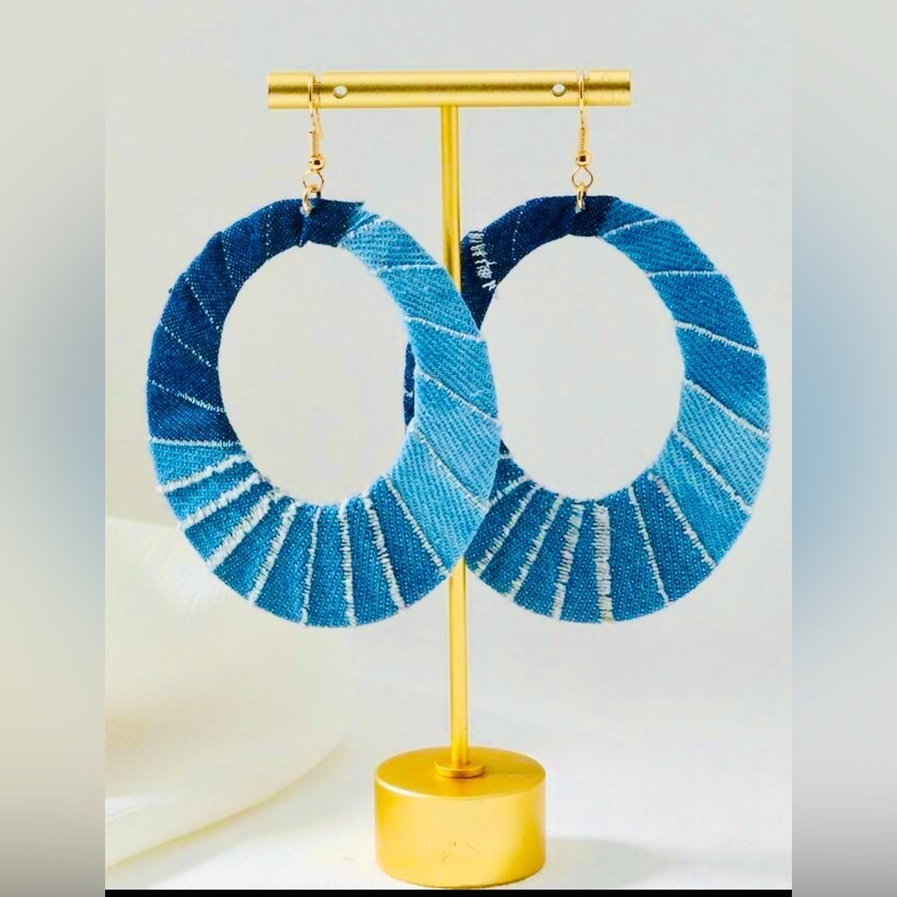 Denim-Inspired Statement Hoop Earrings - Picture 3 of 4